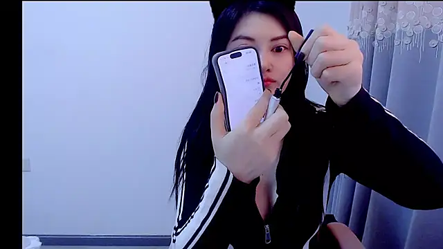 Little-sweet online show from 11/25/25, 12:44