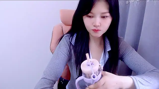Little-sweet online show from 09/24/25, 02:51