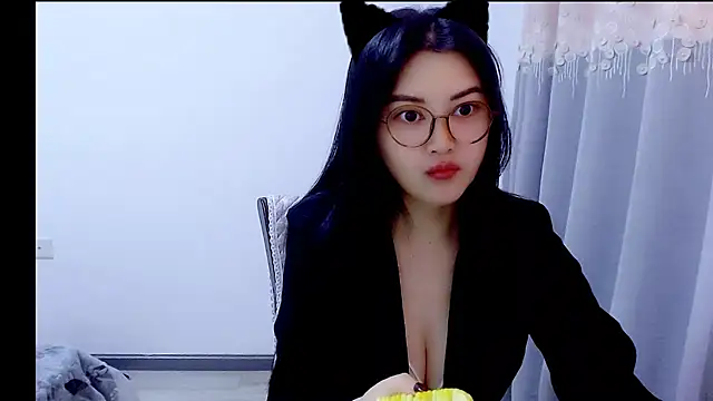 Little-sweet online show from 11/10/25, 01:21