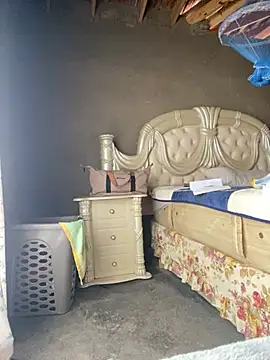 nymphonigh online show from 04/08/26, 09:22