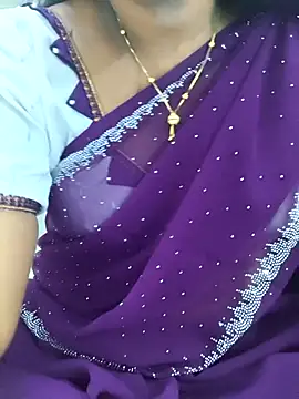 Snapshot of MaaliiiPonuTamil chatting on 07/04/26, 01:12 MaaliiiPonuTamil online show from 07/04/26, 01:12