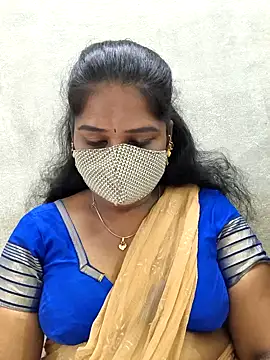 Snapshot of MaaliiiPonuTamil chatting on 04/28/26, 02:27 MaaliiiPonuTamil online show from 04/28/26, 02:27