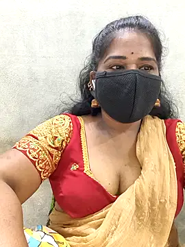 Snapshot of MaaliiiPonuTamil chatting on 05/27/26, 02:19 MaaliiiPonuTamil online show from 05/27/26, 02:19
