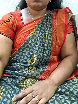 Snapshot of MaaliiiPonuTamil chatting on 07/02/26, 03:23 MaaliiiPonuTamil online show from 07/02/26, 03:23
