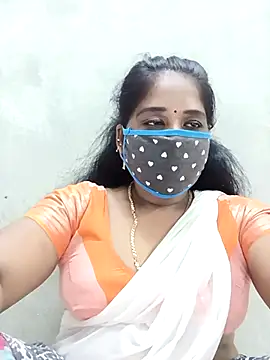 MaaliiiPonuTamil online show from 10/21/25, 01:43