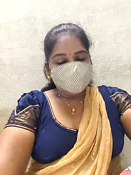 Snapshot of MaaliiiPonuTamil chatting on 05/18/26, 04:23 MaaliiiPonuTamil online show from 05/18/26, 04:23