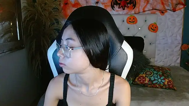 NathaliaSweet 11 online show from 10/16/25, 02:25