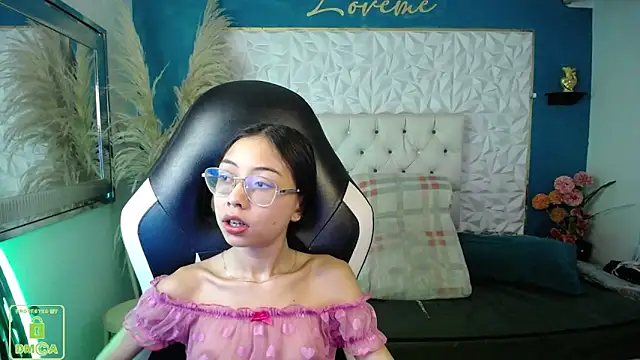 NathaliaSweet 11 online show from 12/22/25, 02:28