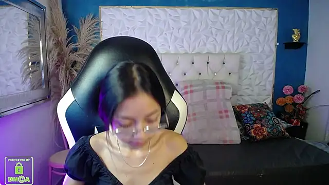 NathaliaSweet 11 online show from 02/12/26, 02:06