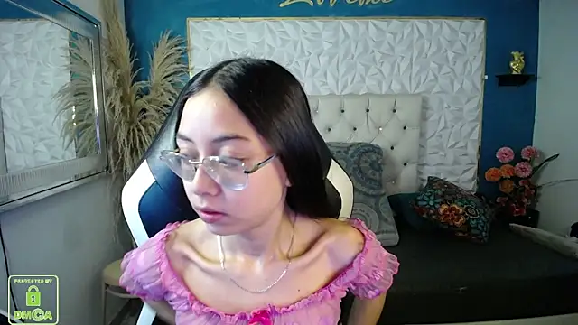 NathaliaSweet 11 online show from 02/05/26, 01:51