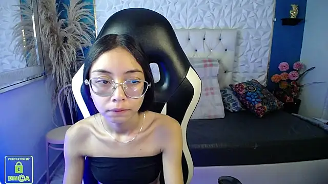 NathaliaSweet 11 online show from 02/07/26, 02:03