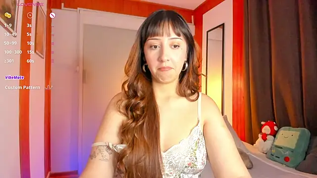 Snapshot of HeyTati chatting on 10/09/25, 10:21 HeyTati online show from 10/09/25, 10:21