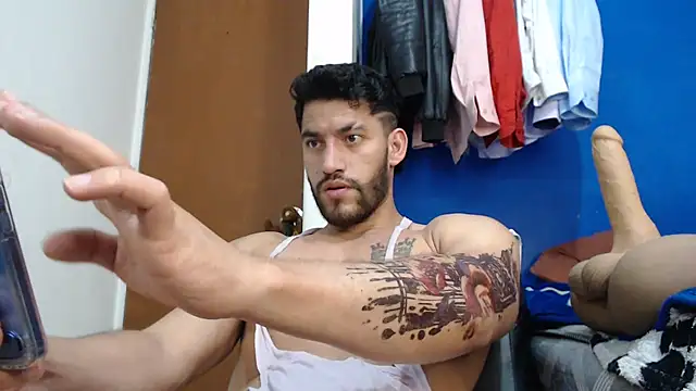 Snapshot of ethasteban27 chatting on 02/16/26, 10:51 ethasteban27 online show from 02/16/26, 10:51