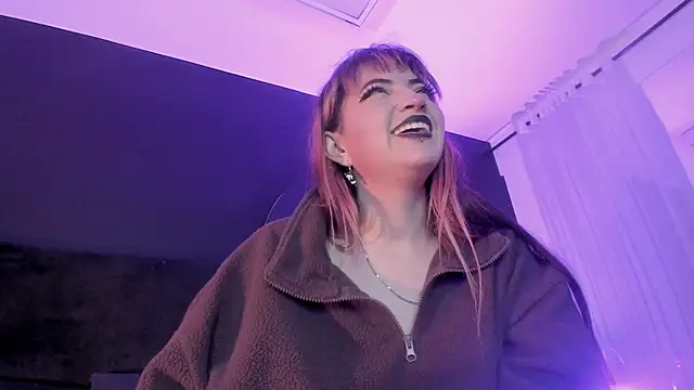 Snapshot of Aylen_darkmoor chatting on 03/20/25, 07:35 Aylen darkmoor online show from 03/20/25, 07:35