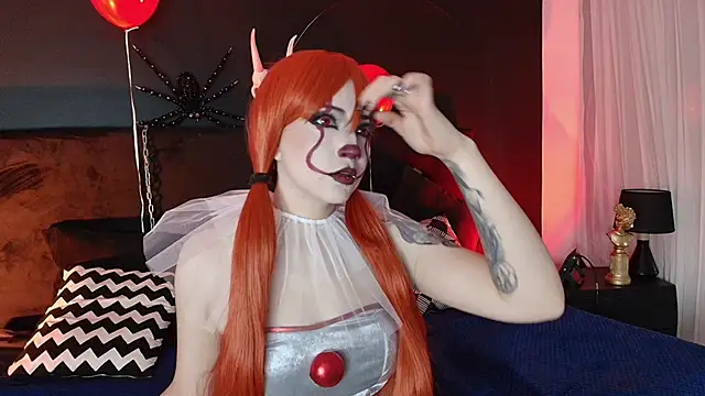 Snapshot of Aylen_darkmoor chatting on 10/31/25, 07:32 Aylen darkmoor online show from 10/31/25, 07:32