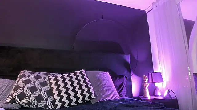 Snapshot of Aylen_darkmoor chatting on 03/22/25, 10:59 Aylen darkmoor online show from 03/22/25, 10:59