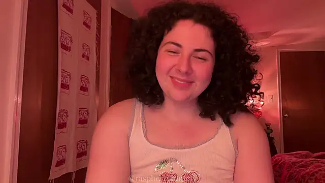 Snapshot of RaspberryTommyFTM chatting on 04/01/26, 03:30 RaspberryTommyFTM online show from 04/01/26, 03:30