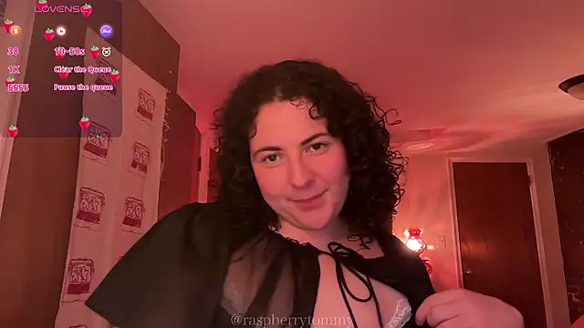 Snapshot of RaspberryTommyFTM chatting on 12/02/25, 08:54 RaspberryTommyFTM online show from 12/02/25, 08:54