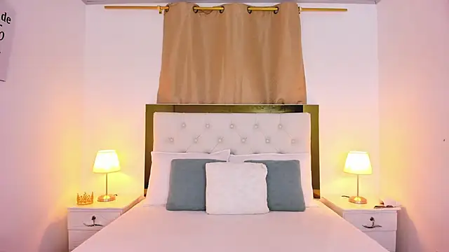 SofiaBosch online show from 10/28/25, 01:50