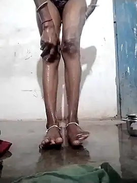 Snapshot of MAAYRA0809 chatting on 03/06/25, 04:30 MAAYRA0809 online show from 03/06/25, 04:30