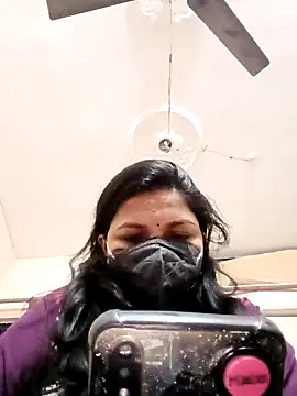 Snapshot of MAAYRA0809 chatting on 12/02/24, 06:38 MAAYRA0809 online show from 12/02/24, 06:38