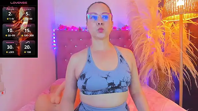 Snapshot of _sexybunny_ chatting on 03/26/26, 04:11 sexybunny online show from 03/26/26, 04:11