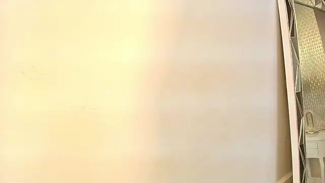 Snapshot of DannaDooll99 chatting on 10/17/25, 12:29 DannaDooll99 online show from 10/17/25, 12:29
