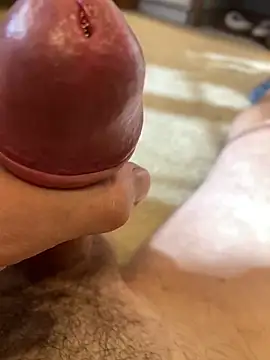 Snapshot of ThickCockLover2 chatting on 10/25/25, 02:50 ThickCockLover2 online show from 10/25/25, 02:50