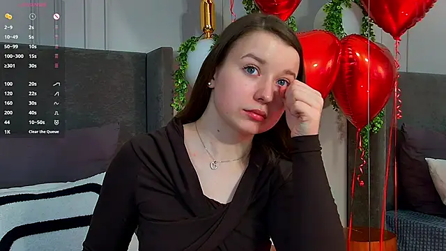 Snapshot of MichelleHaynes chatting on 02/13/25, 09:17 MichelleHaynes online show from 02/13/25, 09:17