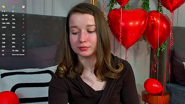 Snapshot of MichelleHaynes chatting on 02/13/25, 06:15 MichelleHaynes online show from 02/13/25, 06:15