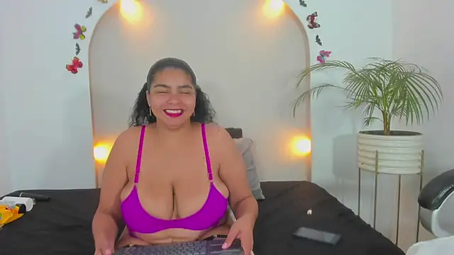 Sofii Cooper1 online show from 11/12/25, 03:32