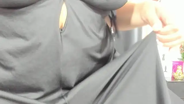 Sofii Cooper1 online show from 11/25/25, 03:51