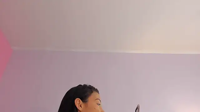 lupeebony online show from 06/27/26, 07:53