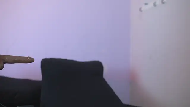 Snapshot of lupeebony chatting on 03/01/26, 07:47 lupeebony online show from 03/01/26, 07:47