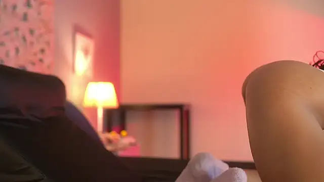 Snapshot of lupeebony chatting on 01/13/26, 07:51 lupeebony online show from 01/13/26, 07:51