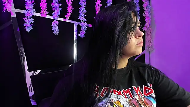 Victoria Rossy online show from 09/29/25, 07:52