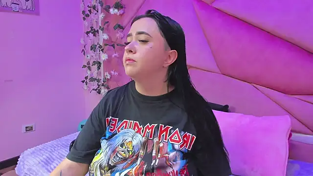 Victoria Rossy online show from 10/11/25, 07:37