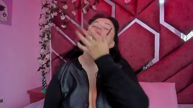 Victoria Rossy online show from 03/07/26, 08:36