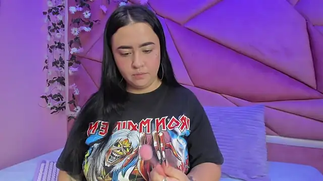 Victoria Rossy online show from 11/28/25, 08:09