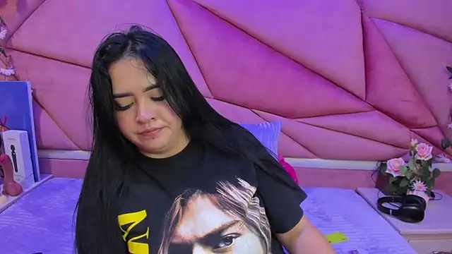 Victoria Rossy online show from 09/19/25, 07:40