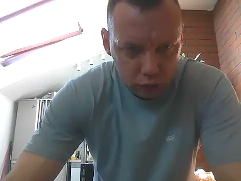 Nicetomeetyoubb online show from 04/22/26, 07:37