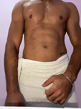 Snapshot of diege72 chatting on 11/01/25, 05:29 diege72 online show from 11/01/25, 05:29