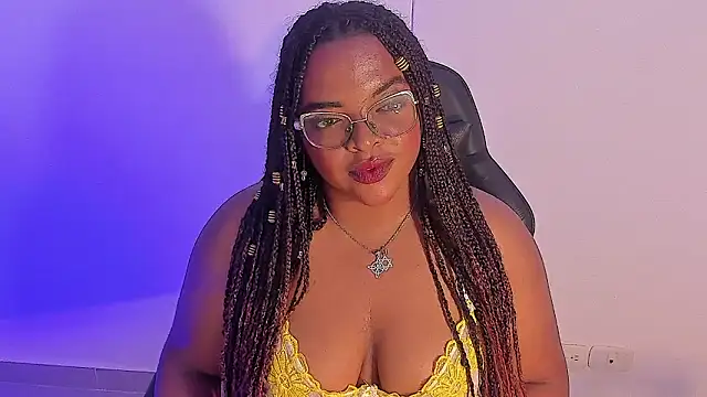 Snapshot of conielaurenth chatting on 07/16/26, 07:16 conielaurenth online show from 07/16/26, 07:16
