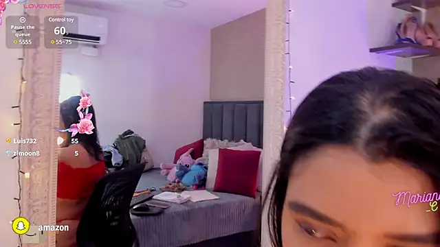 Snapshot of Mariana_c1 chatting on 03/12/25, 09:03 Mariana c1 online show from 03/12/25, 09:03