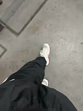 Snapshot of romanhrdcore chatting on 12/23/24, 04:39 romanhrdcore online show from 12/23/24, 04:39