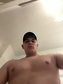 Snapshot of romanhrdcore chatting on 01/24/25, 06:35 romanhrdcore online show from 01/24/25, 06:35