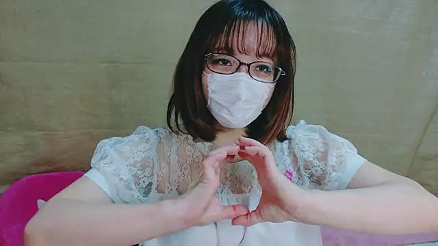 Snapshot of Arisa_san__ chatting on 01/01/25, 10:11 Arisa san online show from 01/01/25, 10:11
