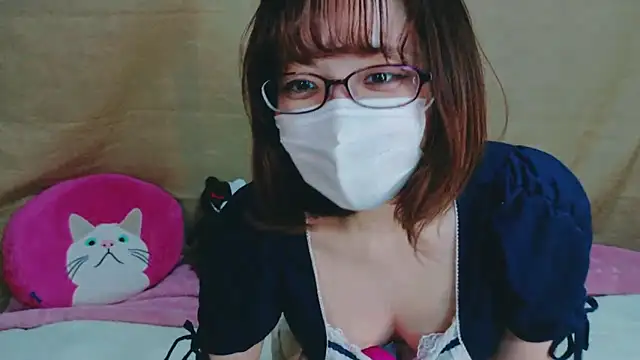 Snapshot of Arisa_san__ chatting on 12/10/24, 04:17 Arisa san online show from 12/10/24, 04:17