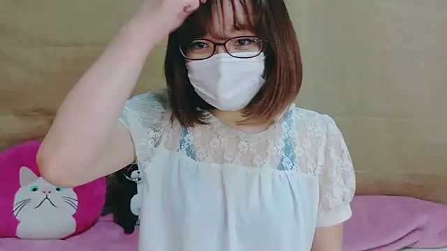 Snapshot of Arisa_san__ chatting on 12/15/24, 06:40 Arisa san online show from 12/15/24, 06:40