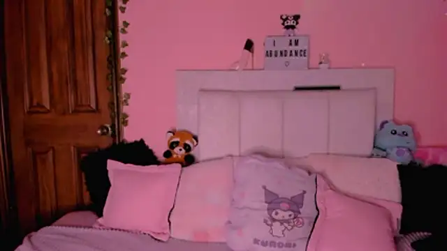 gabyye capprins online show from 11/08/25, 12:25